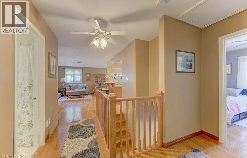 518 Twin Oaks Crescent, Waterloo, Ontario  N2L 4R8 - Photo 31 - 40853357