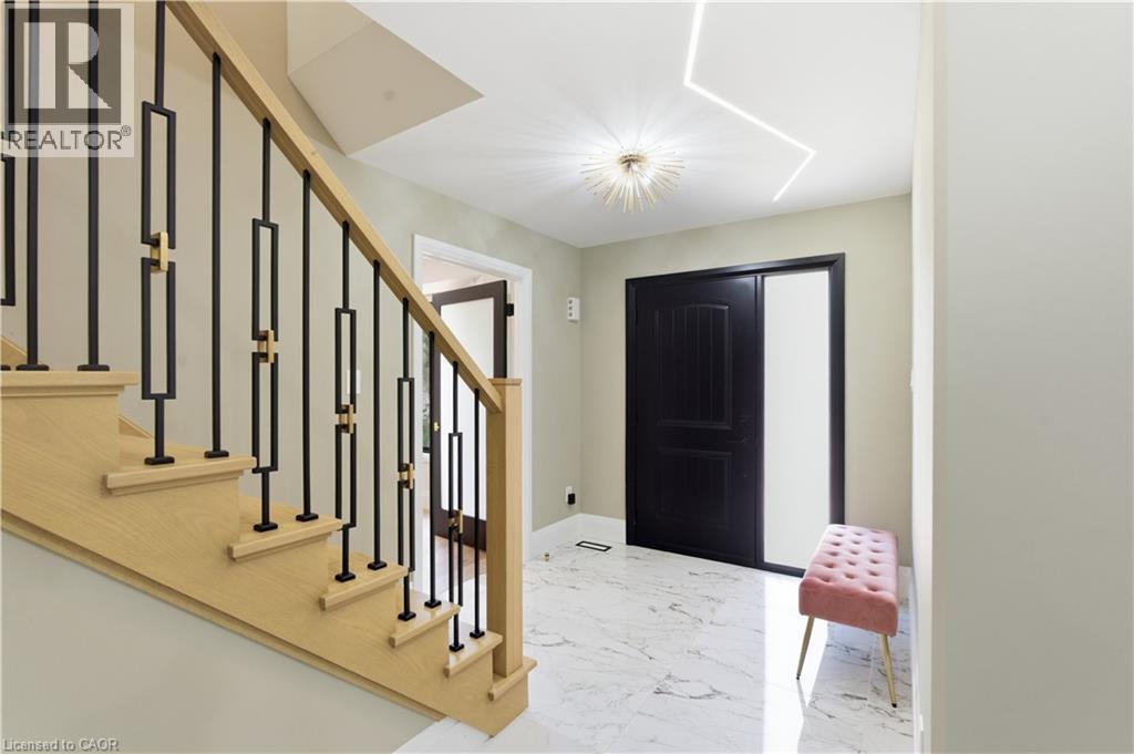 11 Bridlewood Drive, Guelph, Ontario  N1G 4A5 - Photo 3 - 40853287