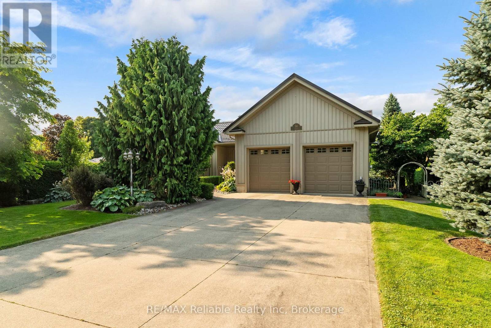 54 Victoria Street, Bluewater, Ontario  N0M 1G0 - Photo 5 - X13638194