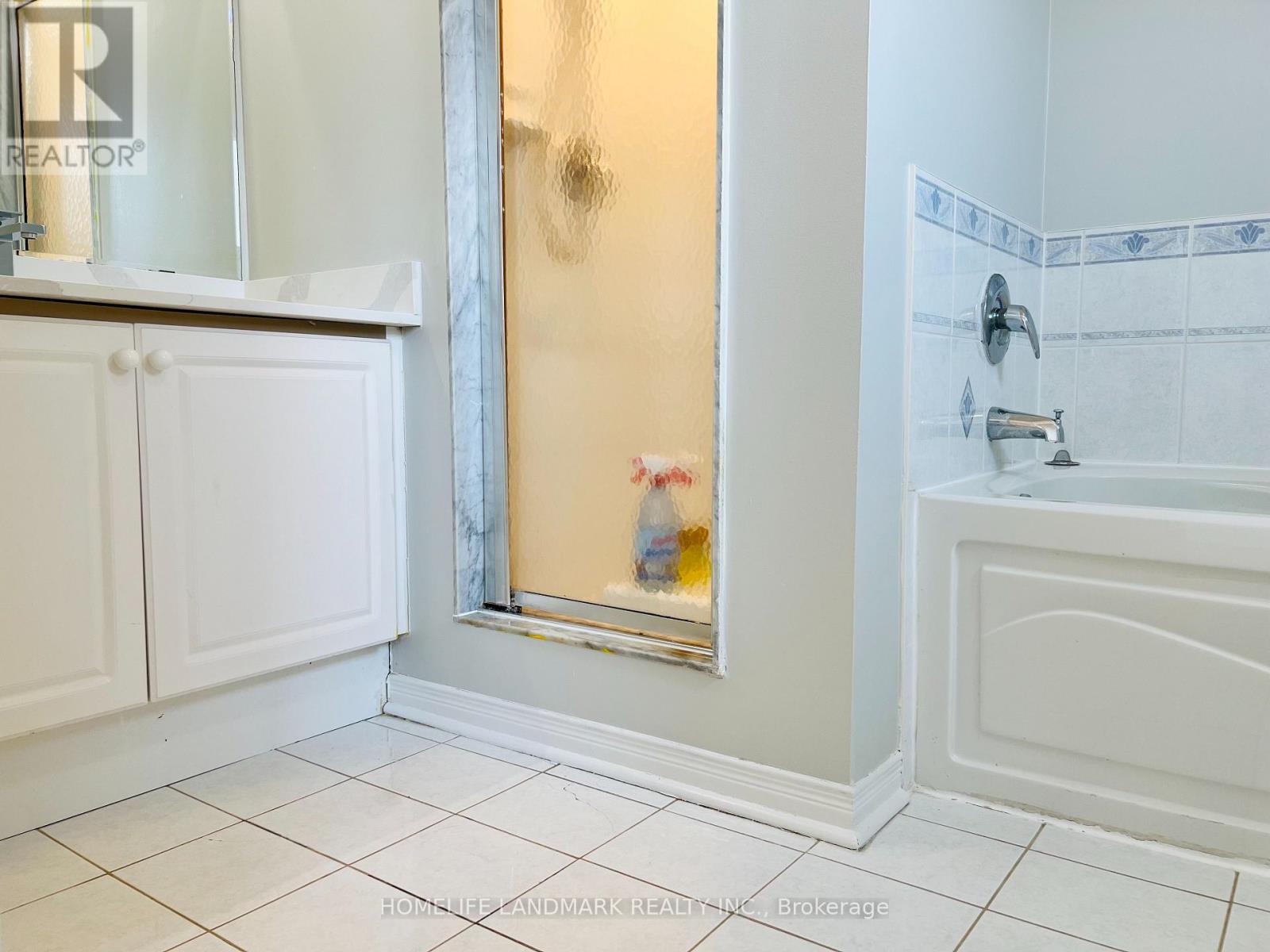 309 Bantry Avenue, Richmond Hill, Ontario  L4B 4M7 - Photo 11 - N13638234