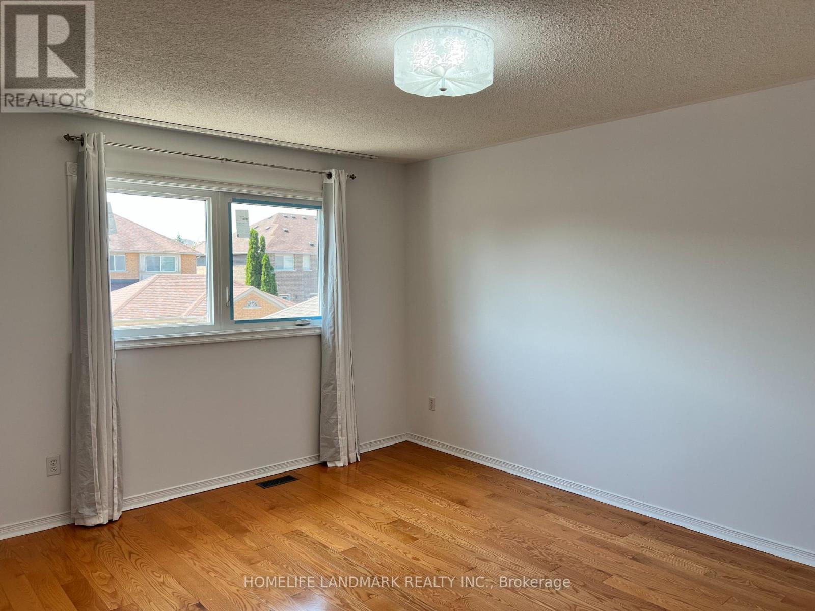 309 Bantry Avenue, Richmond Hill, Ontario  L4B 4M7 - Photo 12 - N13638234