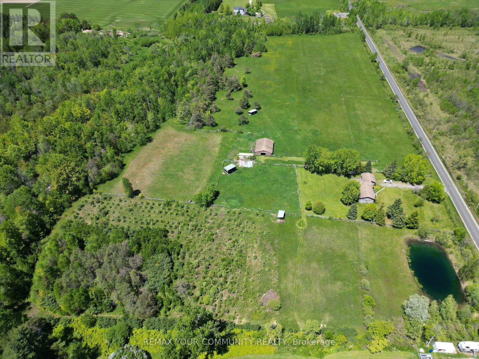 24730 Valley View Drive, Georgina, Ontario  L0E 1R0 - Photo 2 - N13638302