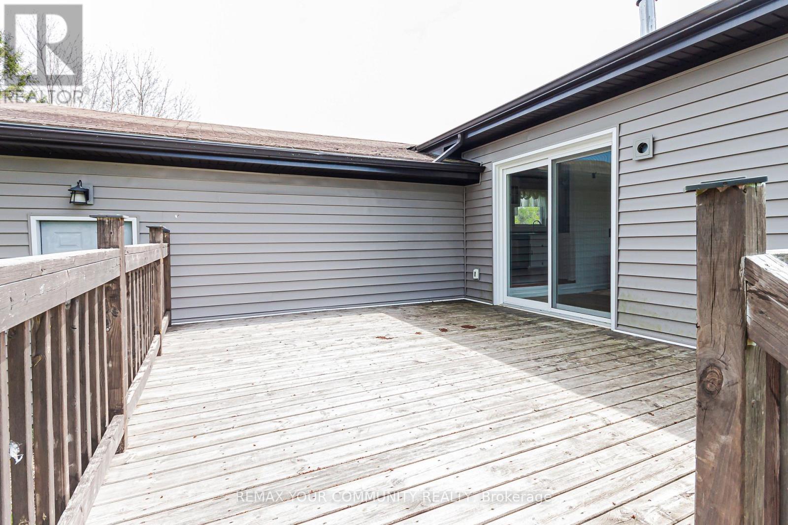 24730 Valley View Drive, Georgina, Ontario  L0E 1R0 - Photo 23 - N13638302
