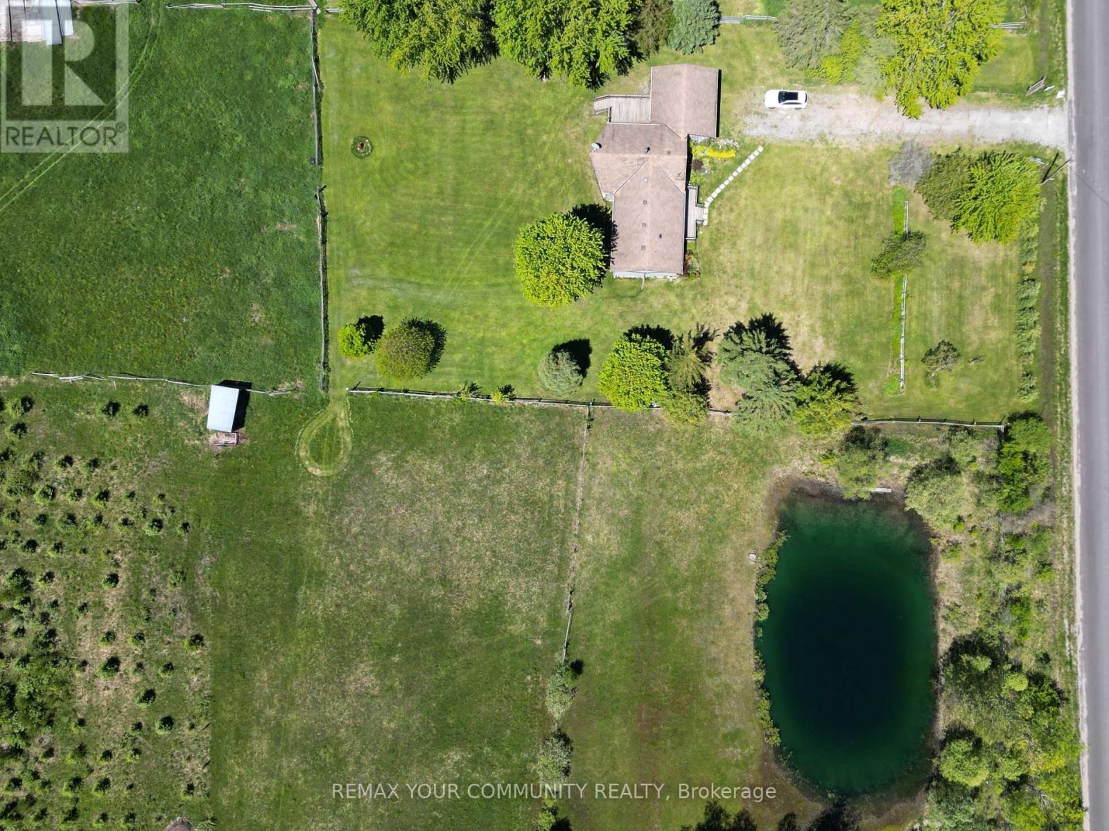 24730 Valley View Drive, Georgina, Ontario  L0E 1R0 - Photo 5 - N13638302