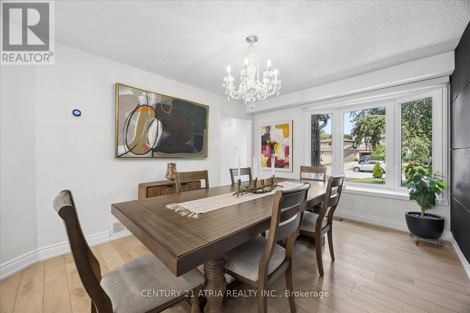 1040 Birchwood Drive, Newmarket, Ontario L3Y 6J8 - Photo 12 - N13638320