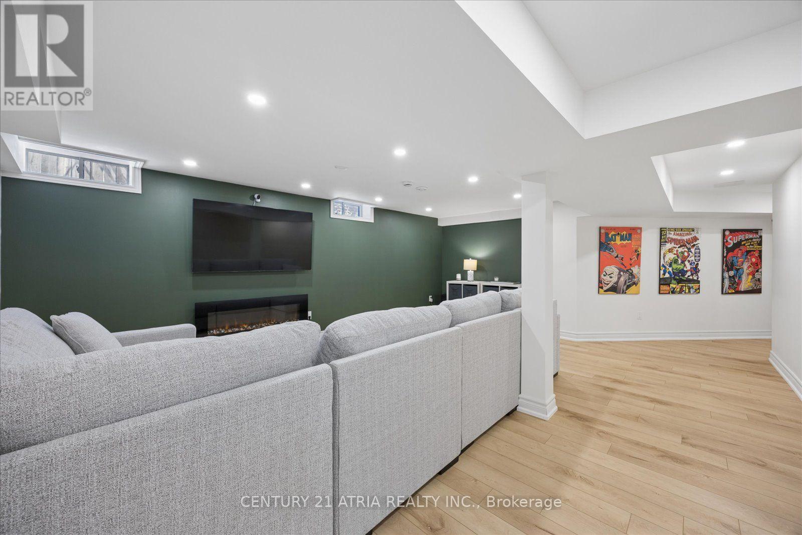 1040 Birchwood Drive, Newmarket, Ontario L3Y 6J8 - Photo 28 - N13638320