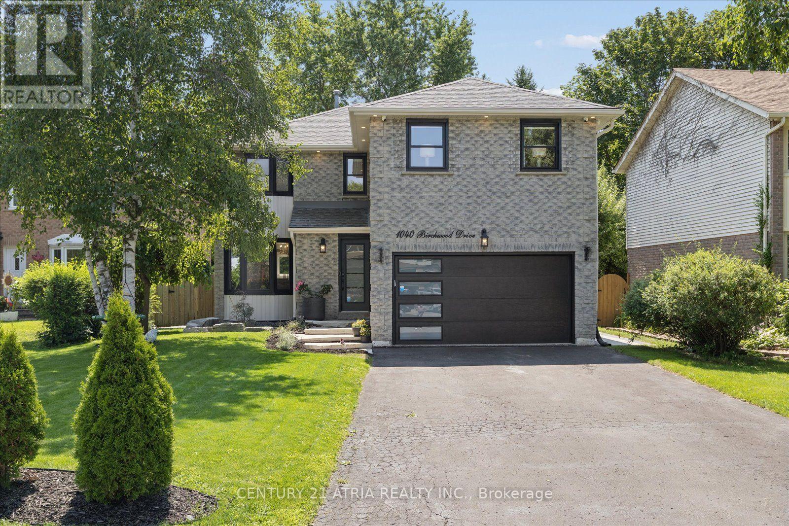 1040 Birchwood Drive, Newmarket, Ontario L3Y 6J8 - Photo 3 - N13638320