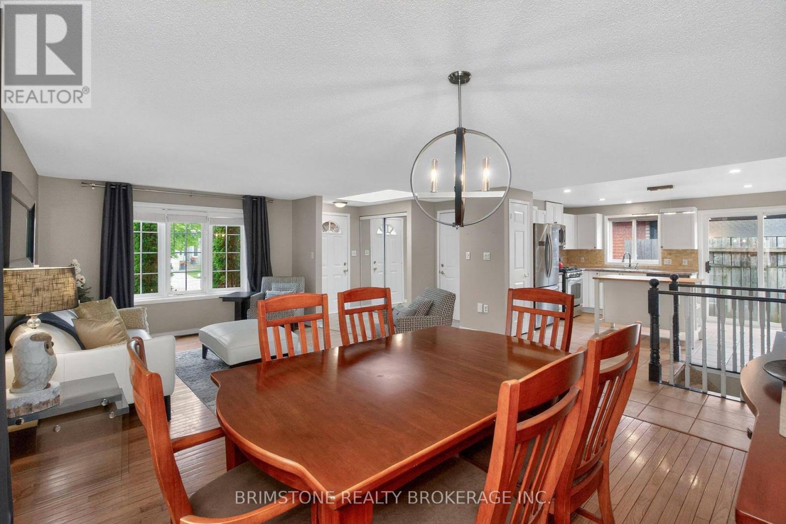 9 Holly Meadow Road, Barrie, Ontario  L4N 8S1 - Photo 9 - S13638182