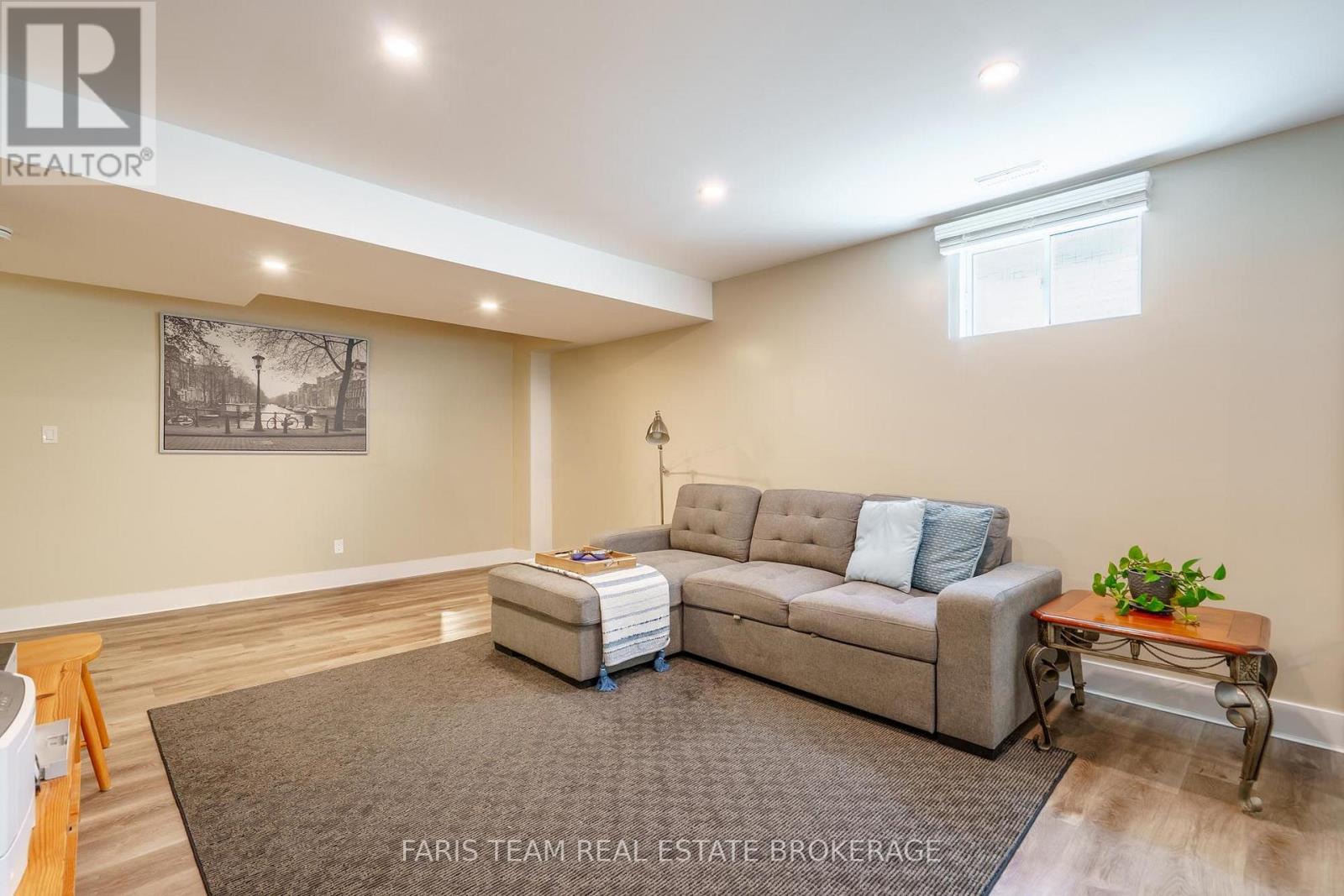 17 Hunter Avenue, Tay, Ontario  L0K 2A0 - Photo 26 - S13638262