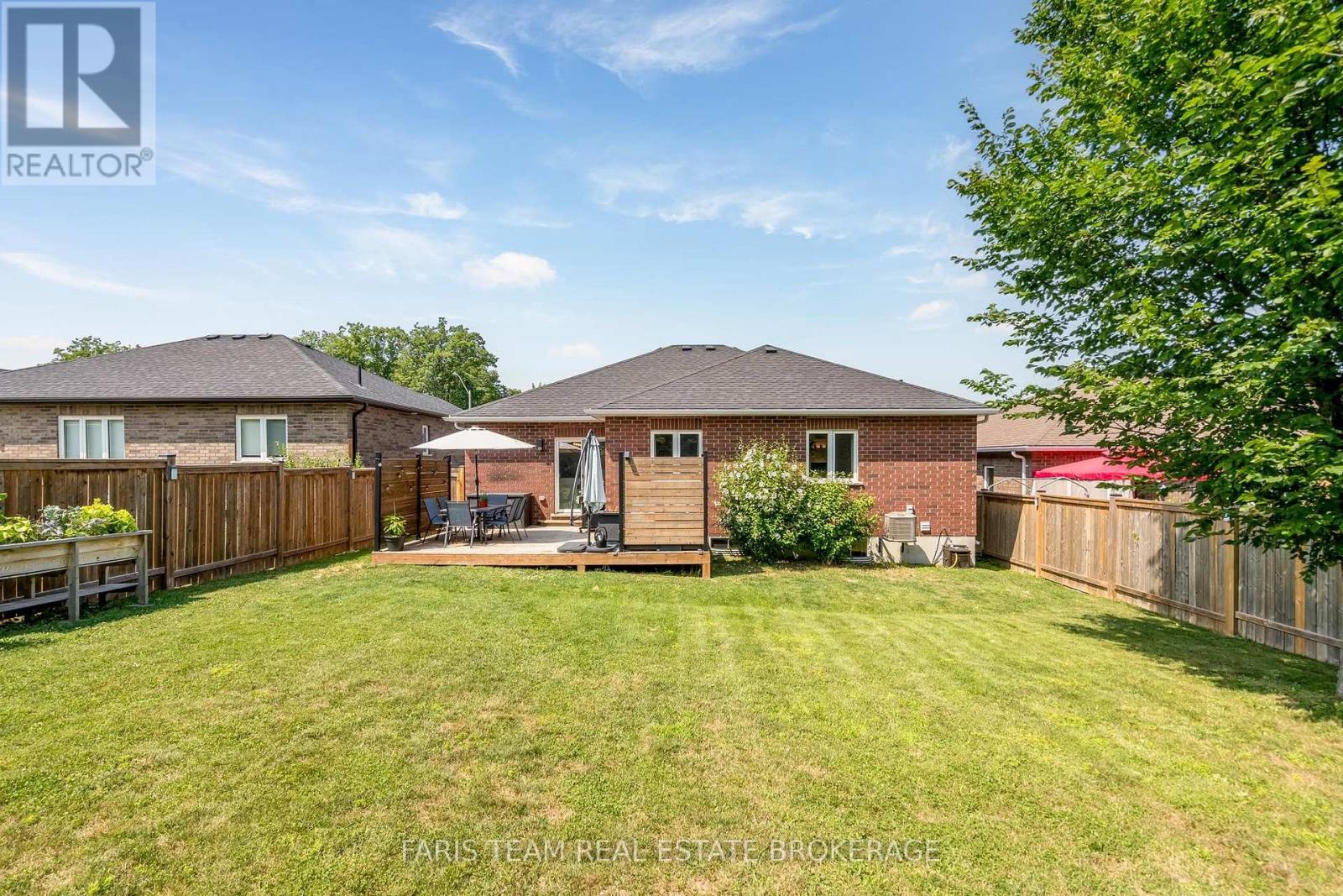 17 Hunter Avenue, Tay, Ontario  L0K 2A0 - Photo 35 - S13638262