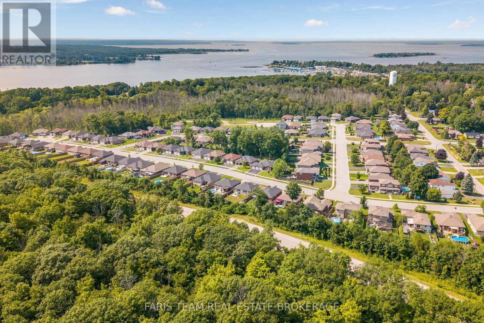 17 Hunter Avenue, Tay, Ontario  L0K 2A0 - Photo 38 - S13638262