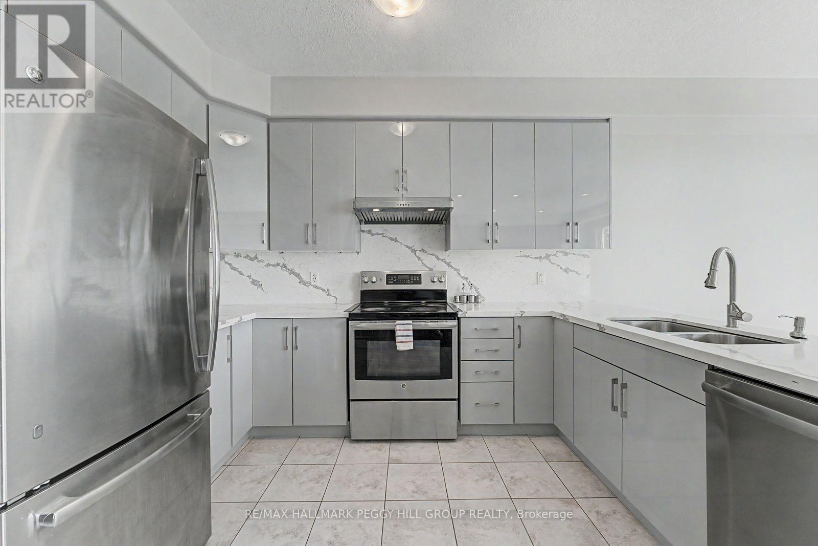 Upper - 53 Nathan Crescent, Barrie, Ontario  L4N 0S4 - Photo 2 - S13638280