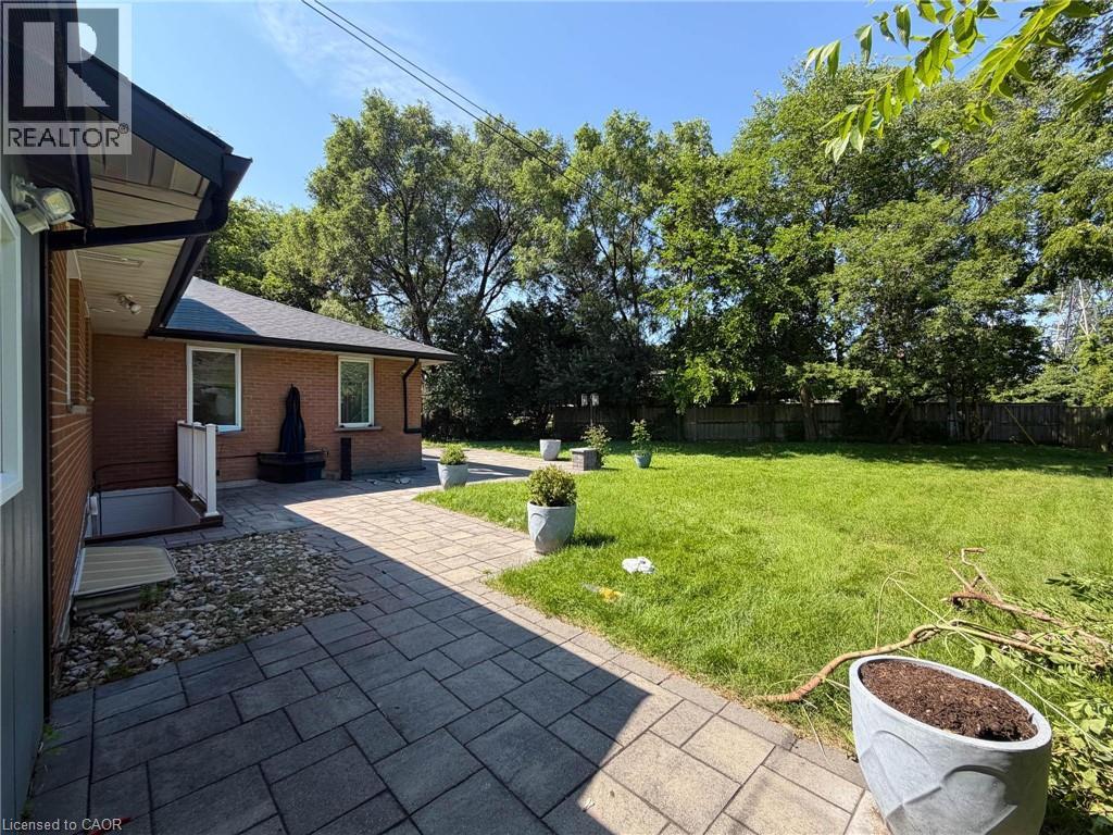 2130 Greenhurst Avenue Unit# Lower, Mississauga, Ontario  L4X 1J6 - Photo 2 - 40853189