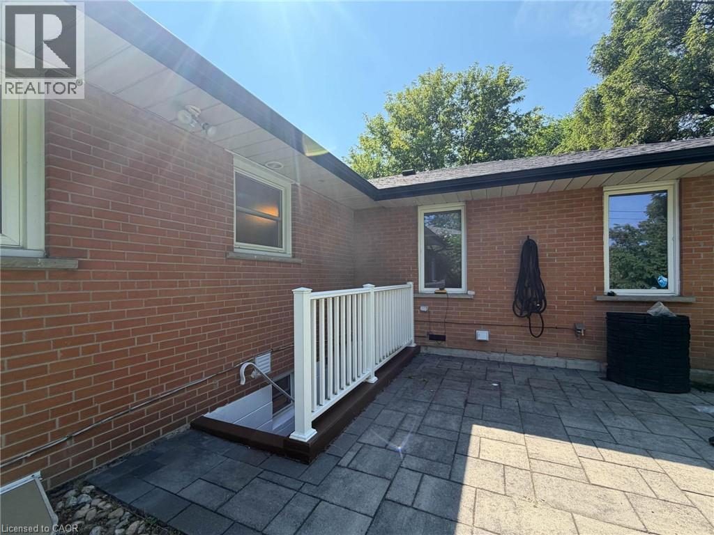 2130 Greenhurst Avenue Unit# Lower, Mississauga, Ontario  L4X 1J6 - Photo 3 - 40853189