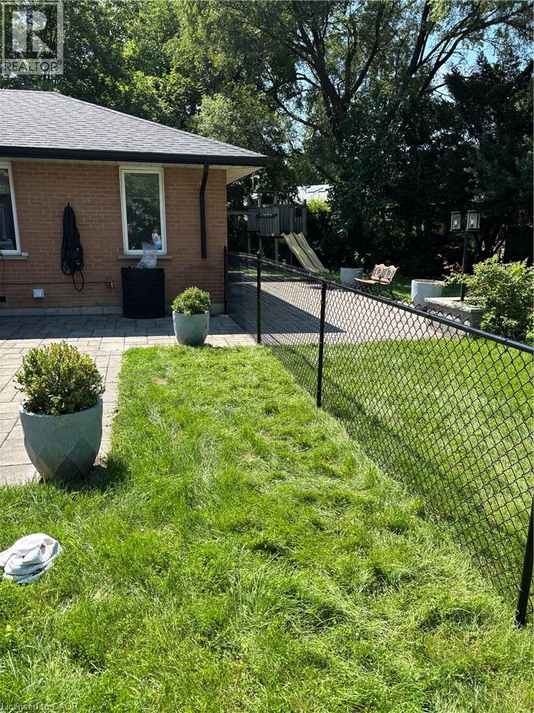 2130 Greenhurst Avenue Unit# Lower, Mississauga, Ontario  L4X 1J6 - Photo 5 - 40853189