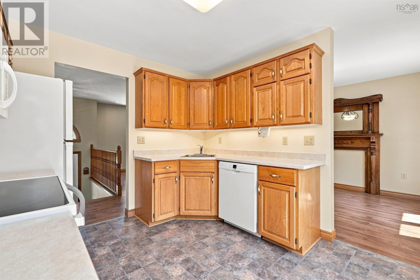 34 Bass Court, Dartmouth, Nova Scotia B2V 2R8 - Photo 13 - 202619553