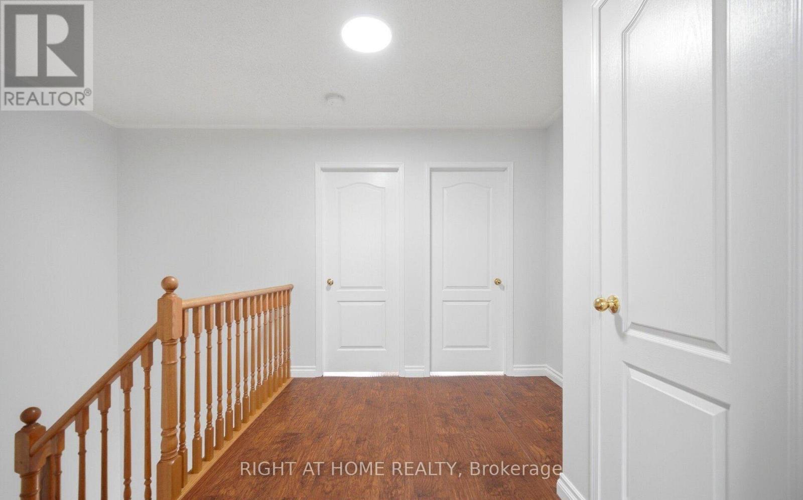 2349 Strawfield Court, Oakville, Ontario  L6H 6C2 - Photo 13 - W13638200
