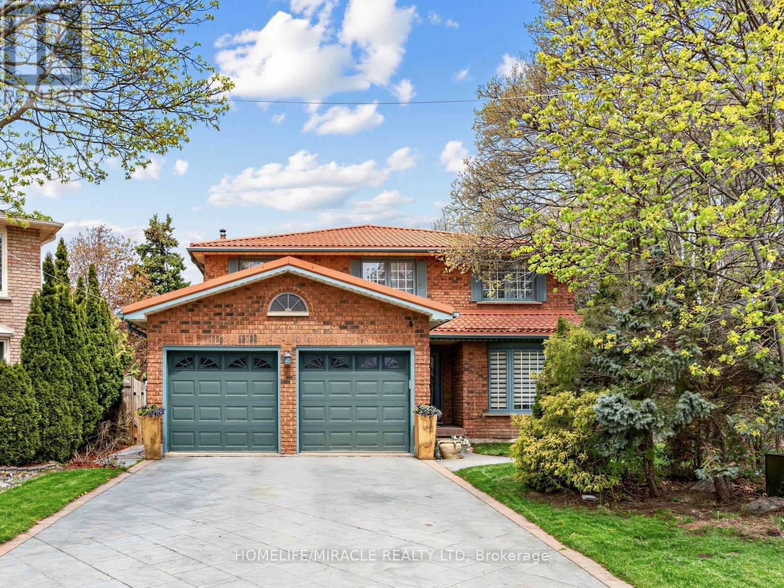 2023 Jacamar Court, Mississauga, Ontario  L5L 3P7 - Photo 3 - W13638286