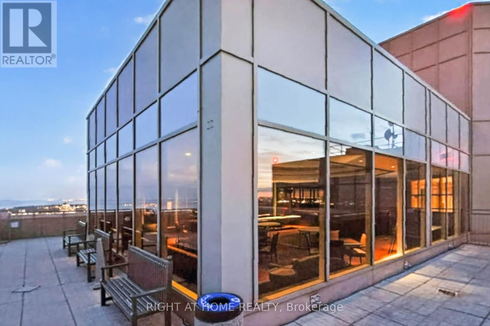 607 - 1 Palace Pier Court, Toronto, Ontario  M8V 3W9 - Photo 37 - W13638296