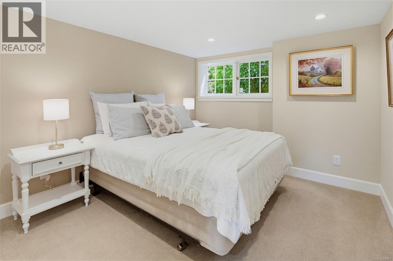 688 Falkland Rd, Oak Bay, British Columbia  V8S 4L5 - Photo 31 - 1044641