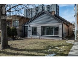 131 WEST AVENUE N, Hamilton, Ontario
