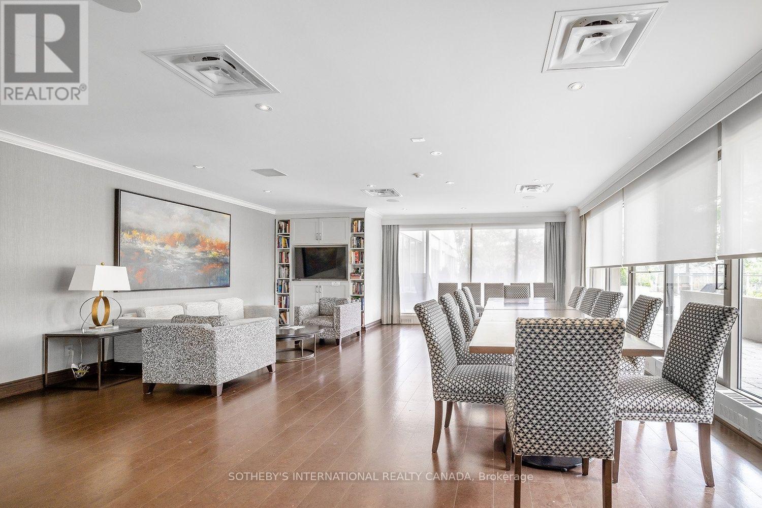 902 - 61 St Clair Avenue W, Toronto, Ontario  M4V 2Y8 - Photo 42 - C13637442