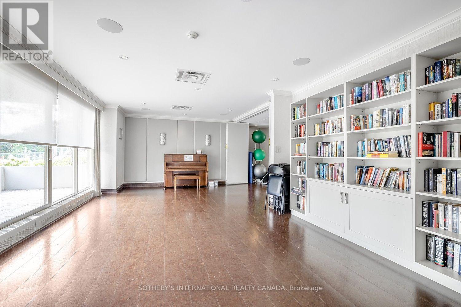 902 - 61 St Clair Avenue W, Toronto, Ontario  M4V 2Y8 - Photo 41 - C13637442