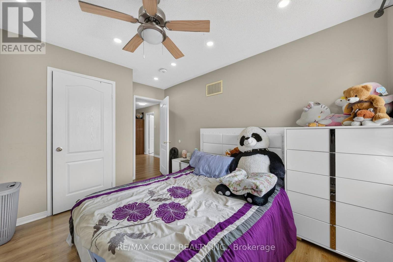4 Sunnyview Road, Brampton, Ontario  L7A 3E3 - Photo 30 - W13638206