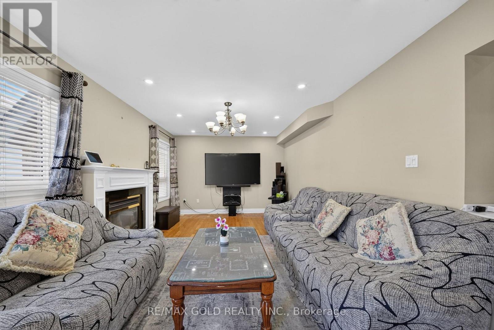 4 Sunnyview Road, Brampton, Ontario  L7A 3E3 - Photo 13 - W13638206