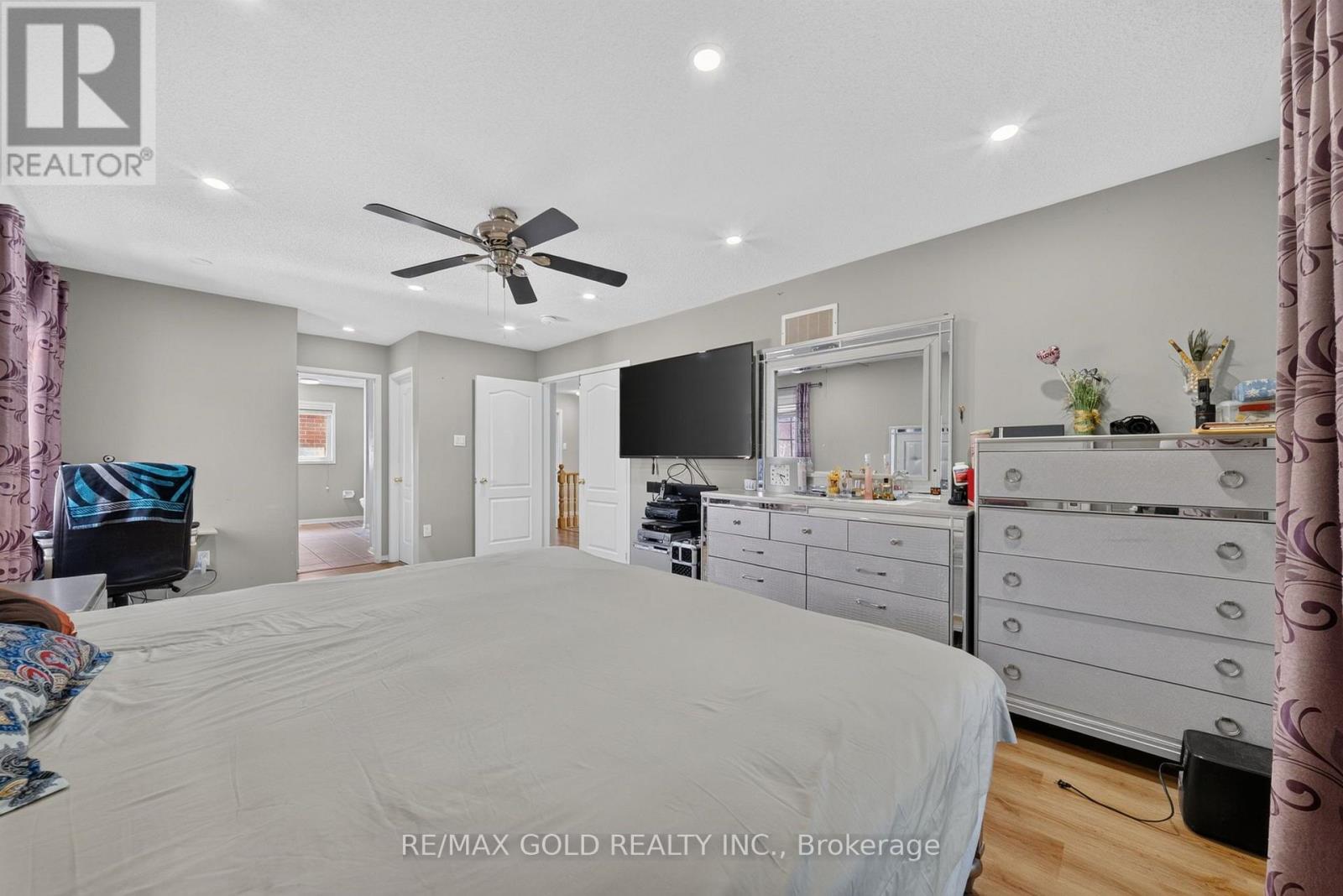 4 Sunnyview Road, Brampton, Ontario  L7A 3E3 - Photo 20 - W13638206