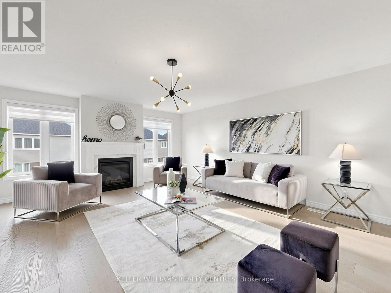 36 YORK DRIVE, Peterborough, Ontario