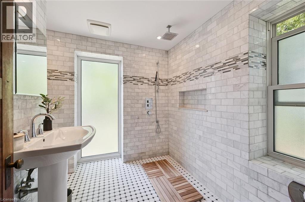 100 Dawson Street, Waterloo, Ontario  N2L 1R4 - Photo 18 - 40849902