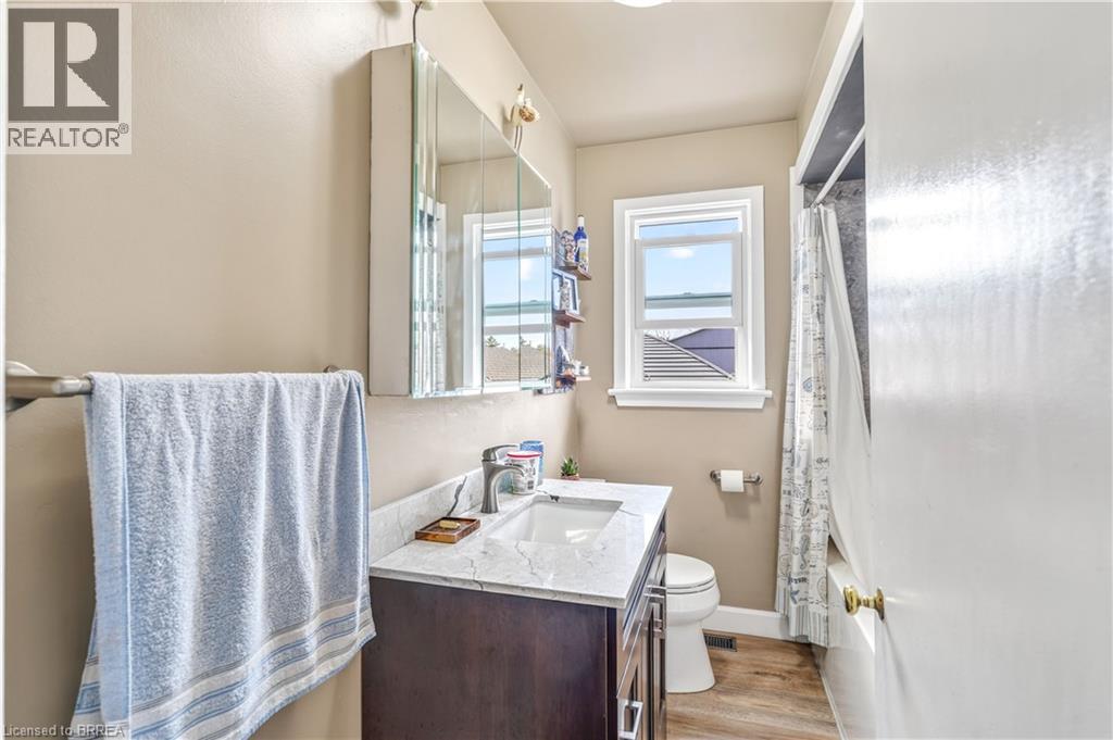 32 Fulton Street, Brantford, Ontario  N3R 4E5 - Photo 16 - 40838144