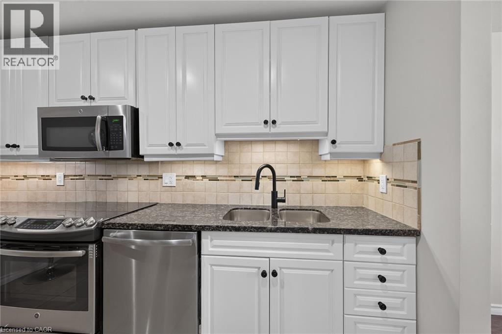 30 Regent Avenue Unit# 56, Hamilton, Ontario  L9B 1B3 - Photo 19 - 40852783