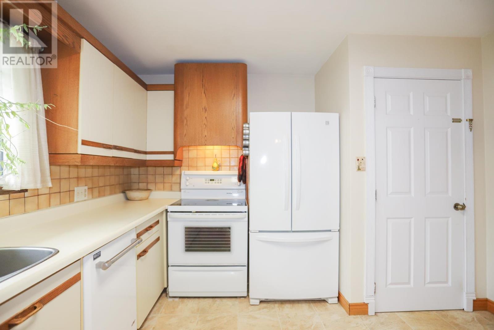 24 Granite St, Sault Ste. Marie, Ontario  P6B 4T1 - Photo 19 - SM261908
