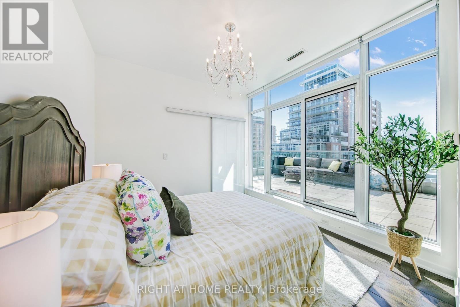 Ph03 - 69 Lynn Williams Street, Toronto, Ontario M6K 3R7 - Photo 28 - C13610430