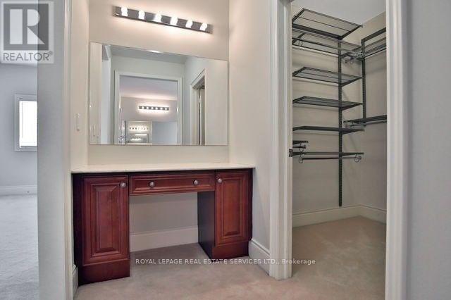 2271 Lyndhurst Drive, Oakville, Ontario  L6H 7V5 - Photo 11 - W13625840