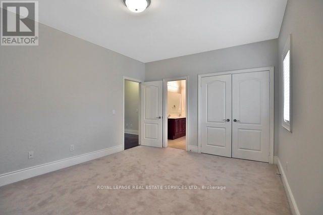 2271 Lyndhurst Drive, Oakville, Ontario  L6H 7V5 - Photo 10 - W13625840