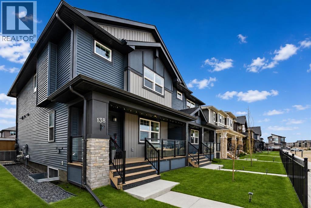 138 Midgrove Greenway SW, Airdrie, Alberta  T4B 5K7 - Photo 2 - A2334812