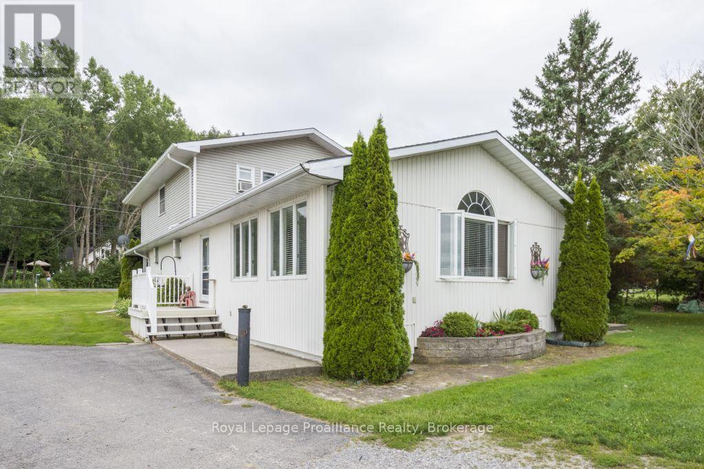 11438c Loyalist Parkway N, Prince Edward County, Ontario  K0K 2T0 - Photo 32 - X13638404