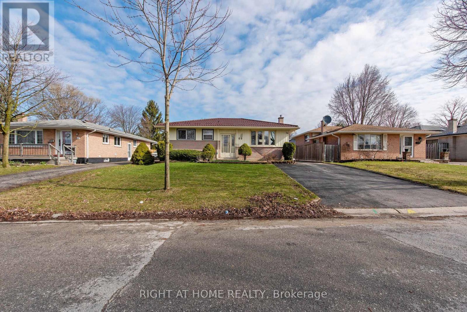 69 ALAYNE CRESCENT, London South, Ontario