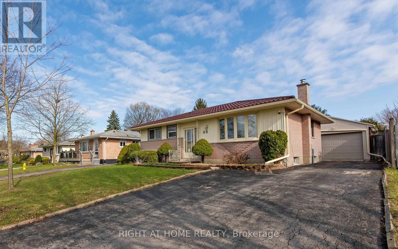 69 Alayne Crescent, London South, Ontario  N6E 2A2 - Photo 3 - X13638350