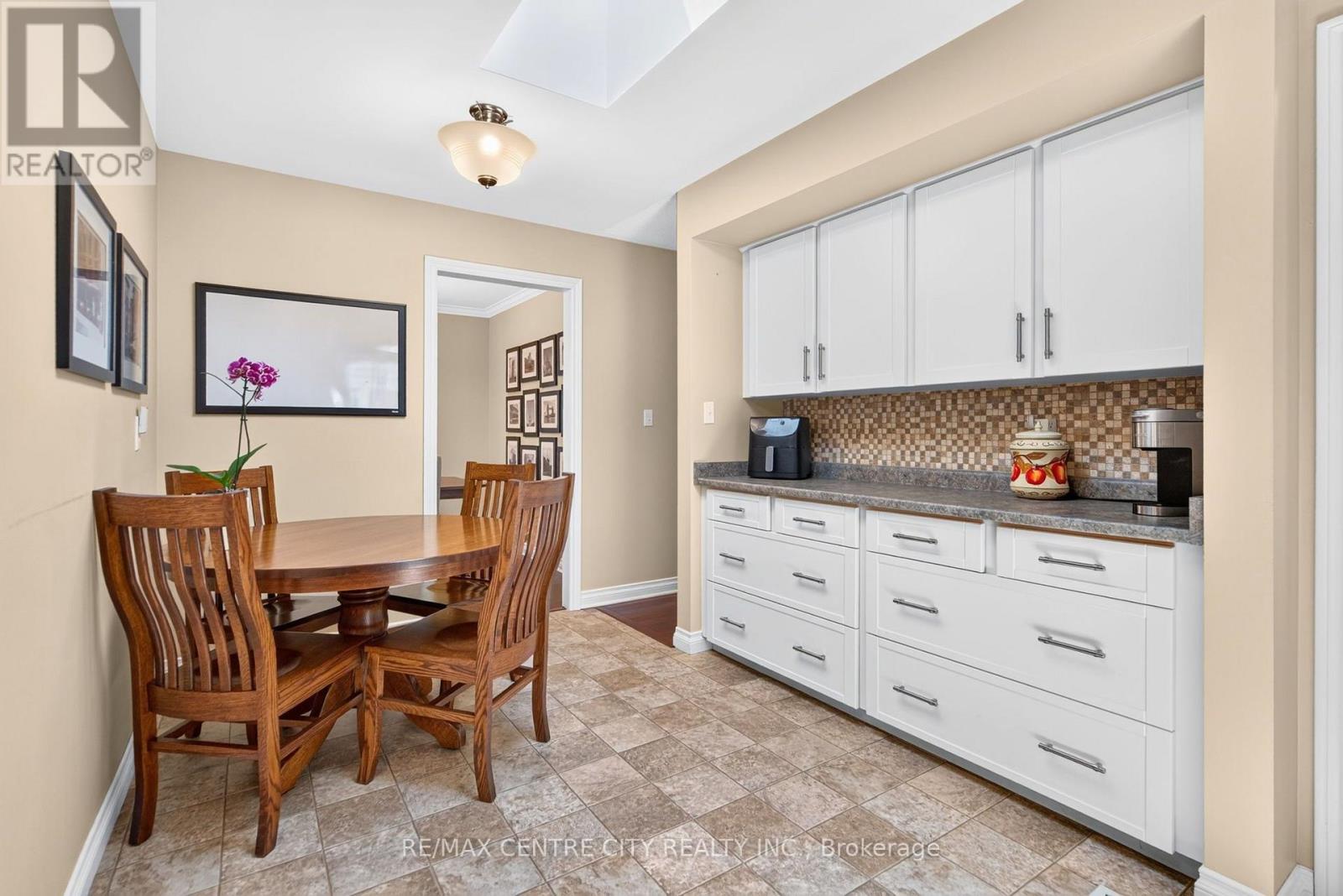37 Luton Crescent, St. Thomas, Ontario  N5R 5J9 - Photo 11 - X13638376