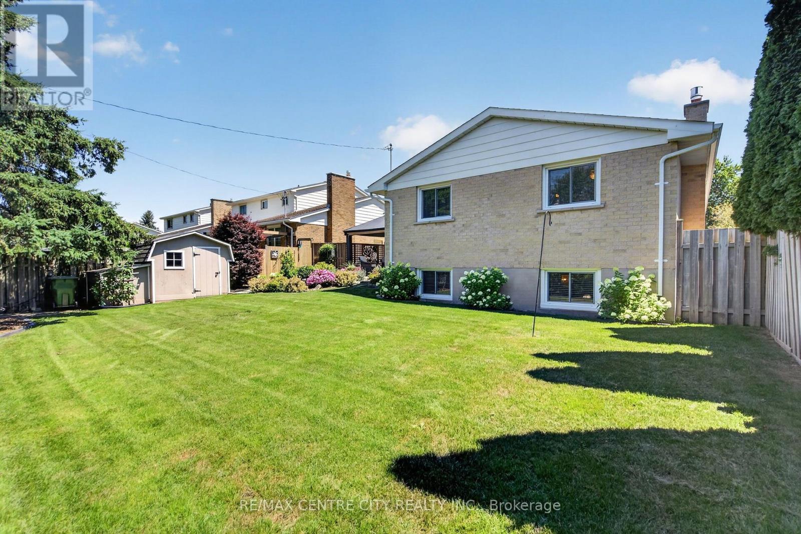37 Luton Crescent, St. Thomas, Ontario  N5R 5J9 - Photo 5 - X13638376