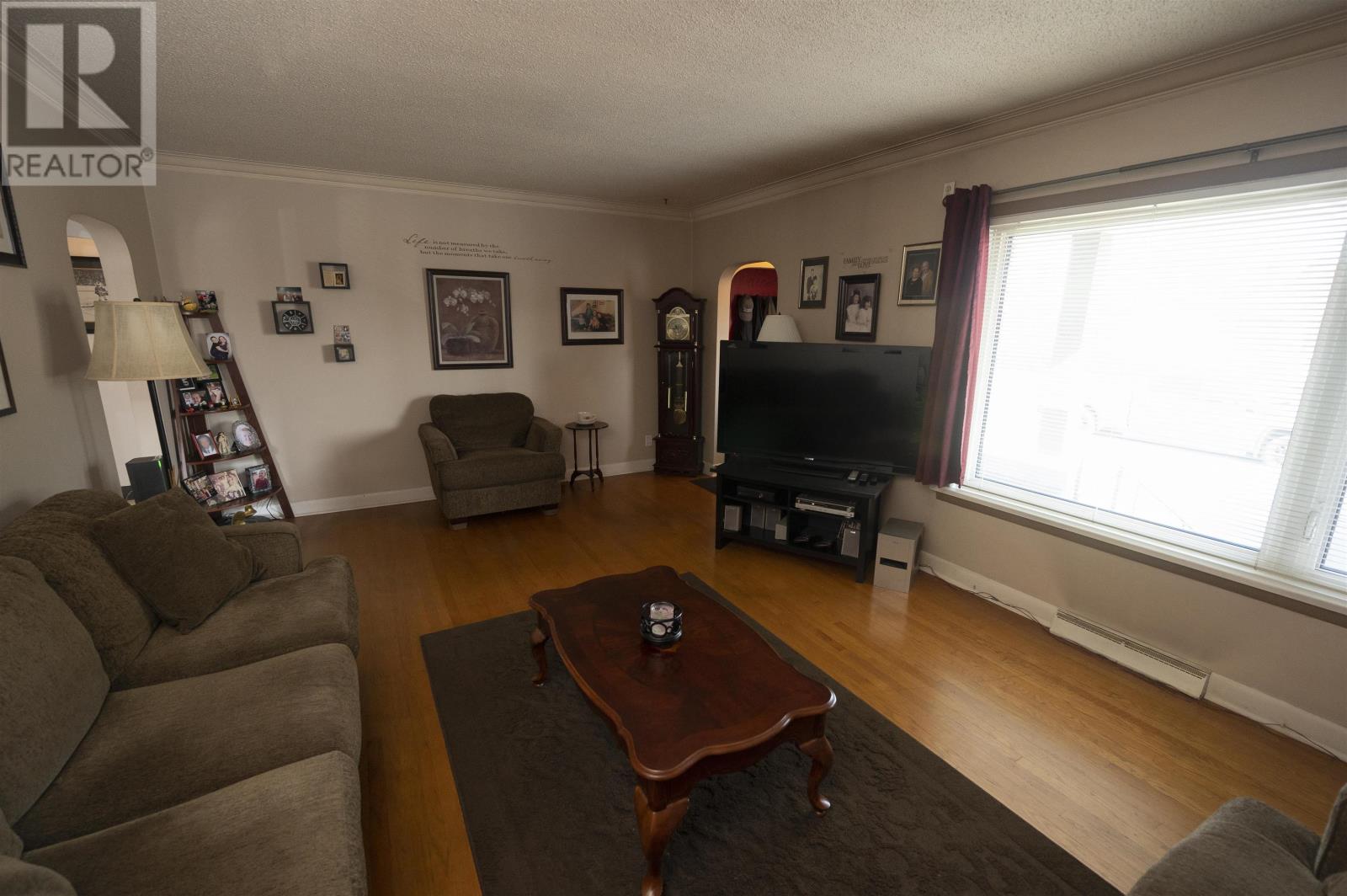 148 Brock Street East, Thunder Bay, Ontario  P7E 4H2 - Photo 2 - TB2602235