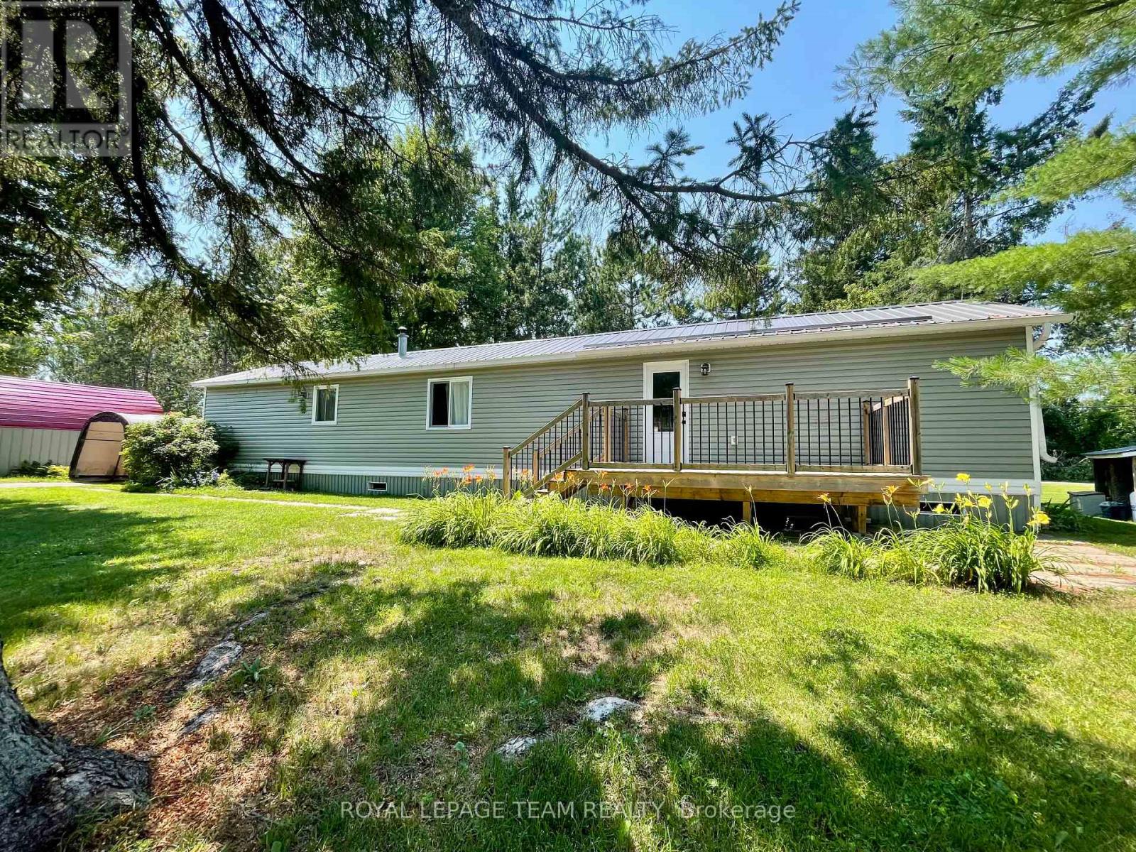 10 Robert Colin Lane, Whitewater Region, Ontario  K0J 1K0 - Photo 1 - X13638432