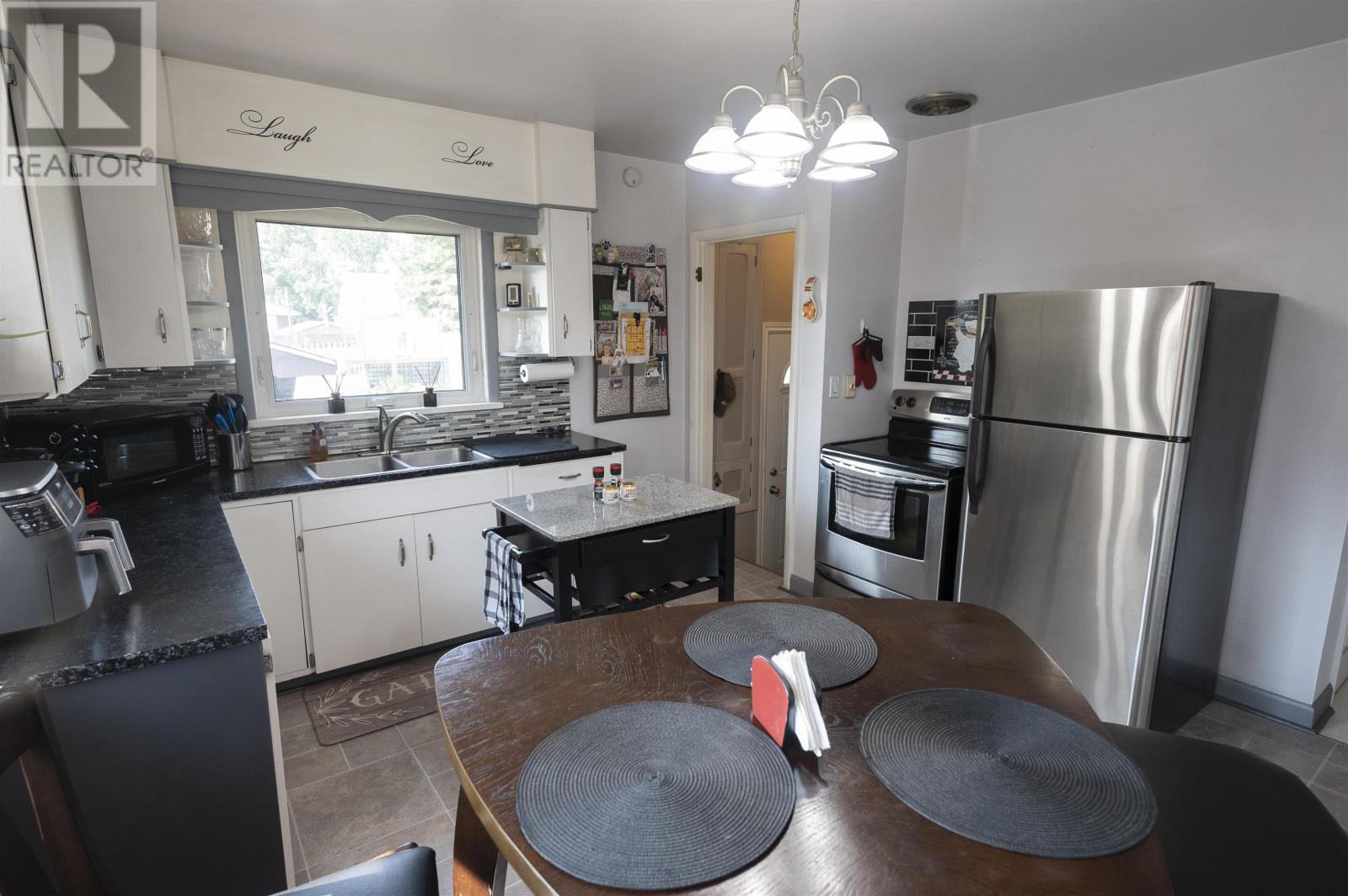 148 Brock Street East, Thunder Bay, Ontario  P7E 4H2 - Photo 9 - TB2602235
