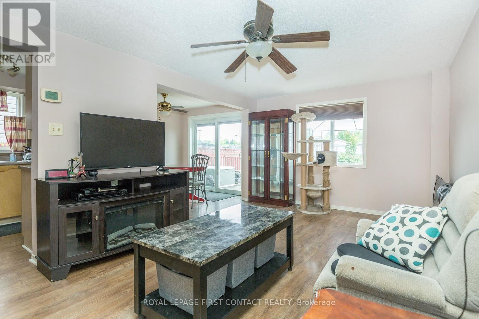 63 Dunsmore Lane, Barrie, Ontario L4M 6Z9 - Photo 10 - S13638450