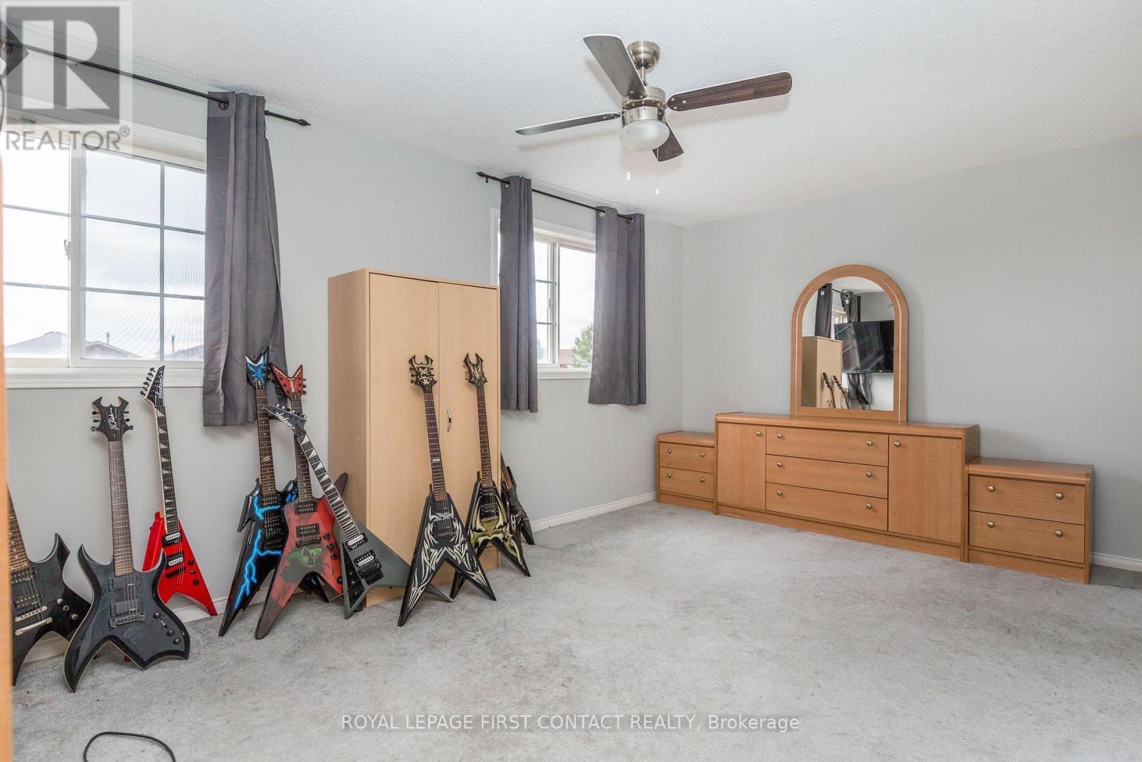 63 Dunsmore Lane, Barrie, Ontario L4M 6Z9 - Photo 16 - S13638450