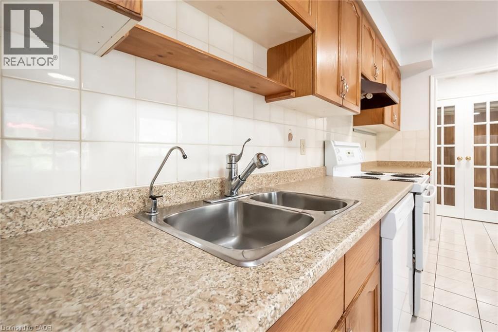 99 Donn Avenue Unit# 403, Stoney Creek, Ontario  L8E 4Z9 - Photo 18 - 40853101